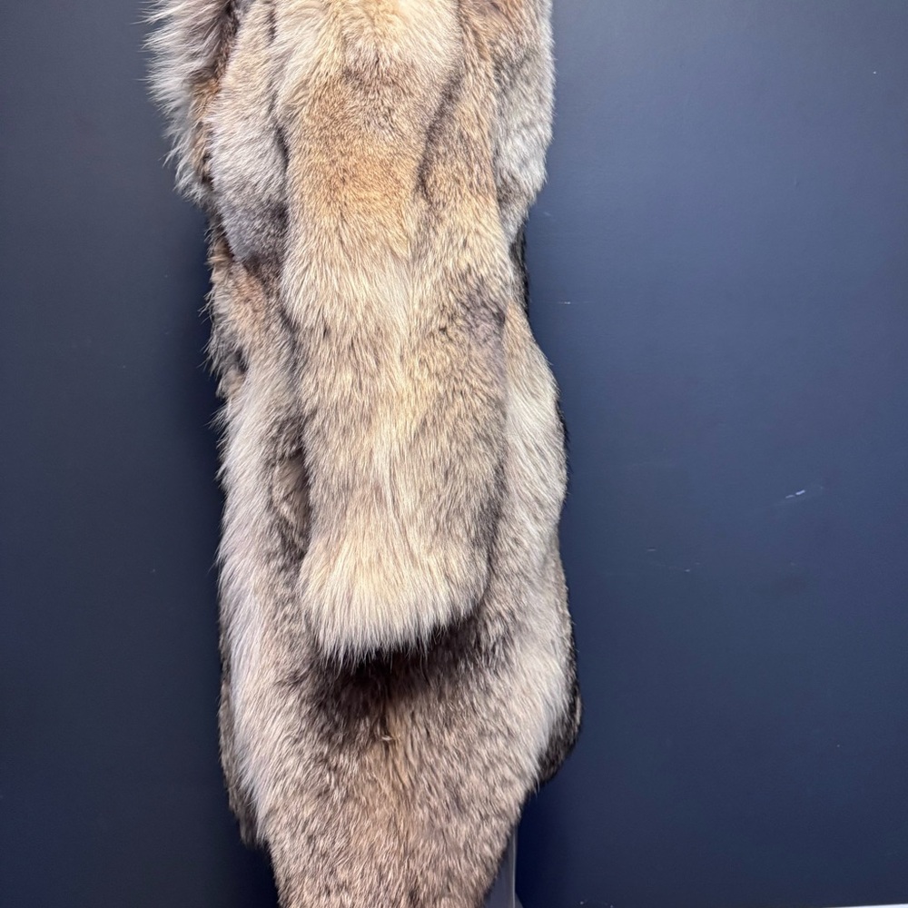 Genuine Wolf Fur Vintage Long Jacket - Picture 4 of 11